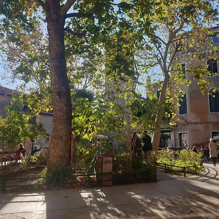 Lovely Typical Rialto 招待所